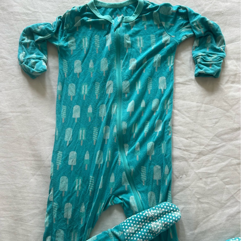 Super soft baby pjs. Size 18-24mths. Kickee pants brand. Well loved.